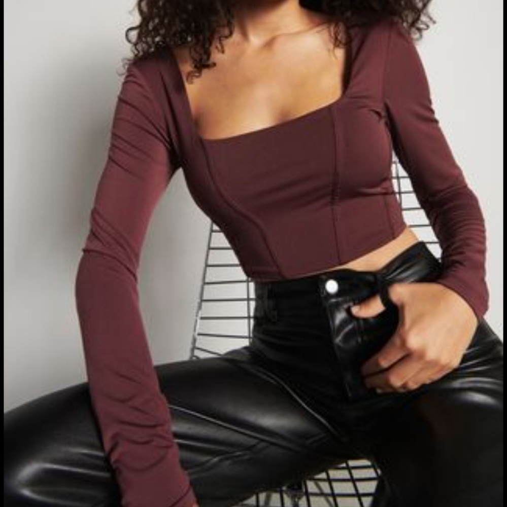 Dynamite- Pia Corset Crop Top